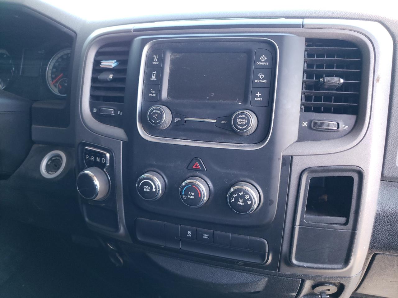 Photo 9 from auction – 2017 RAM 1500 ST with VIN 1C6RR6FT8HS608812