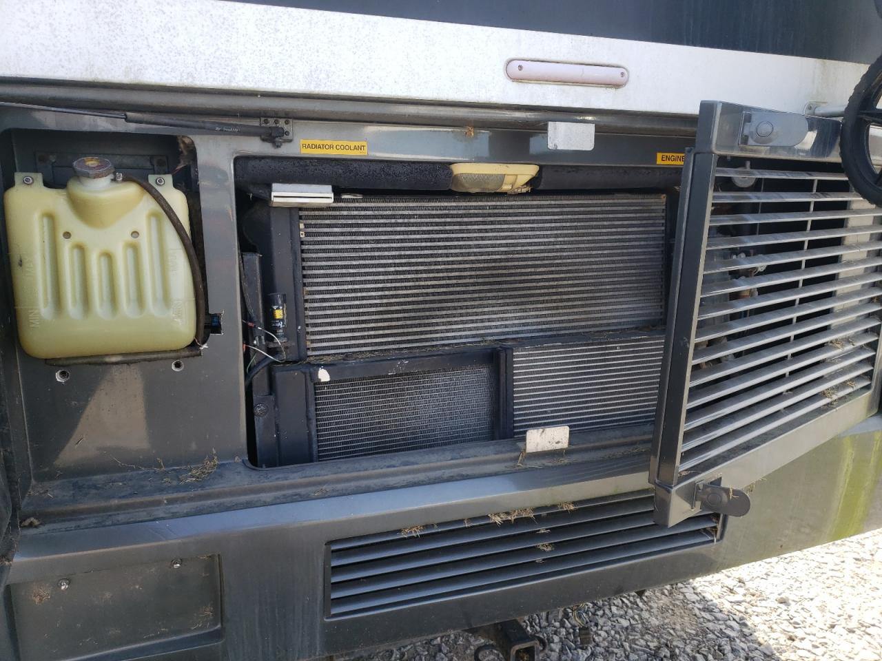 Photo 7 from auction – 2003 ROADMASTER RAIL MTRHM with VIN 1RF62465531023733