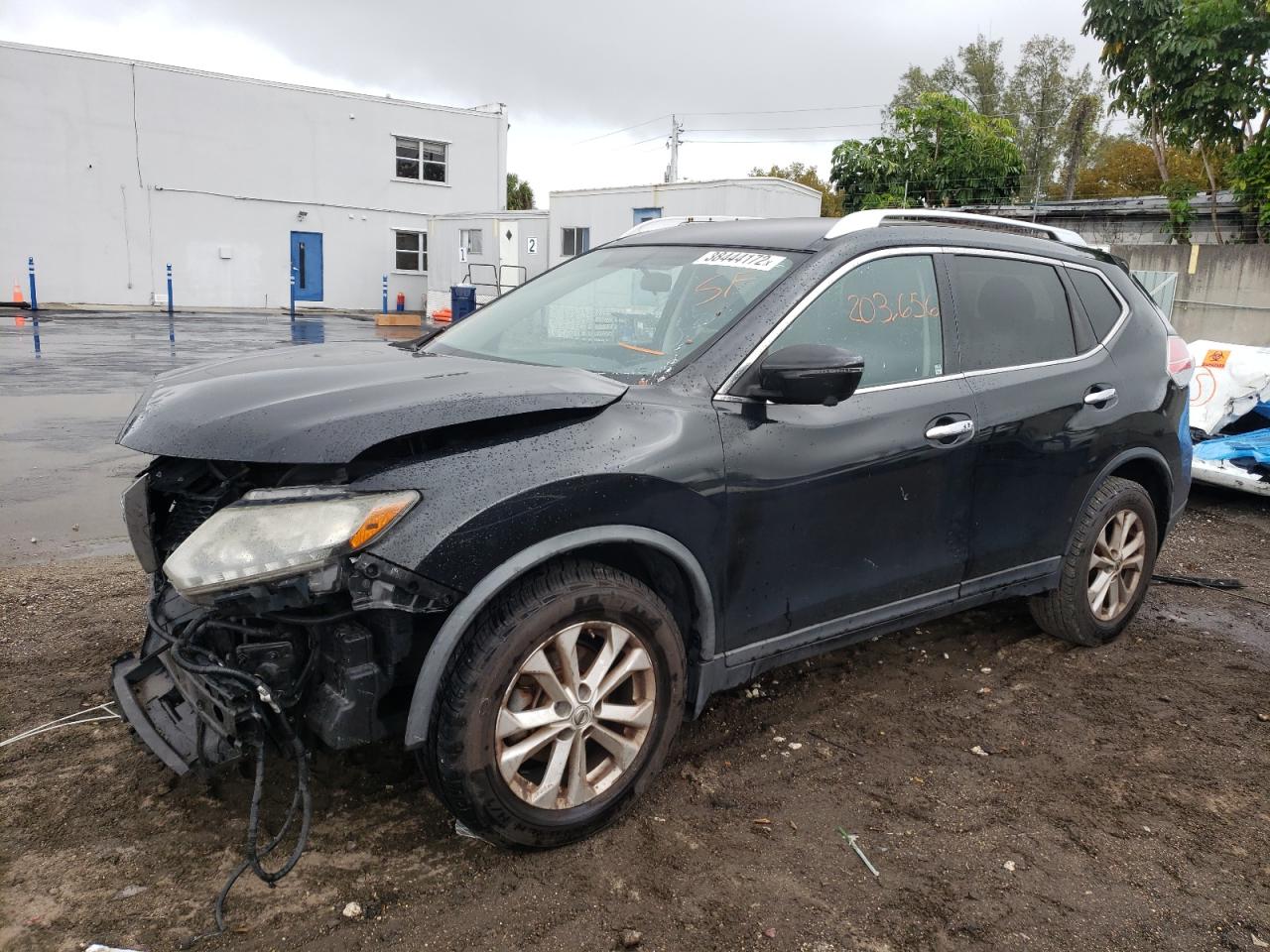 Photo 2 from auction – 2016 NISSAN ROGUE S with VIN KNMAT2MT4GP635283