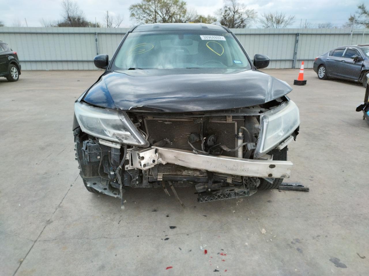 Photo 9 from auction – 2016 NISSAN PATHFINDER with VIN 5N1AR2MM6GC656940
