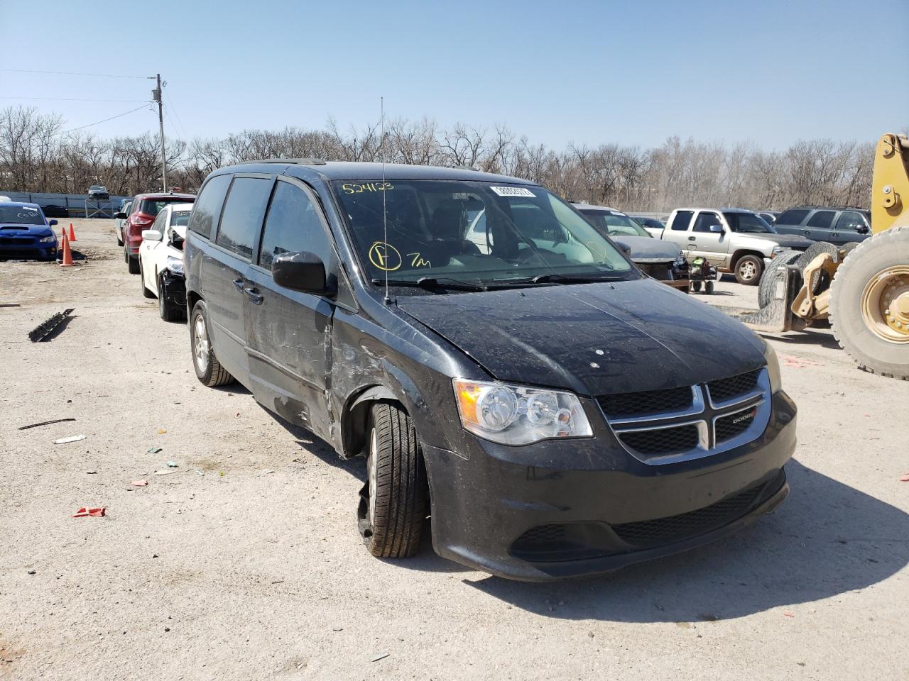 DODGE GRAND CARA 2013 with VIN 2C4RDGCG3DR524123 - Photo from auction
