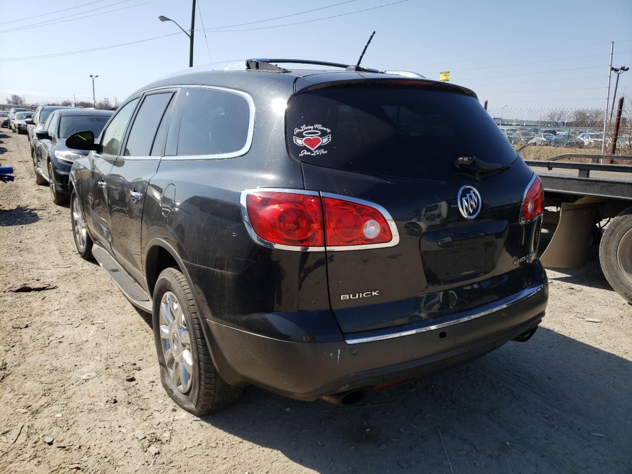 Photo 3 from auction – 2011 BUICK ENCLAVE CX with VIN 5GAKVCED2BJ263791
