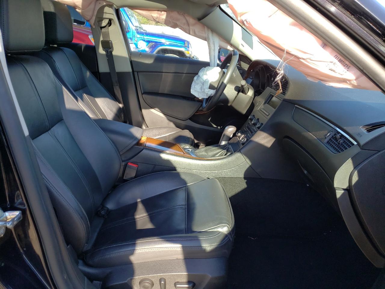 Photo 5 from auction – 2011 SAAB 9-5 TURBO with VIN YS3GN4AR1B4003742