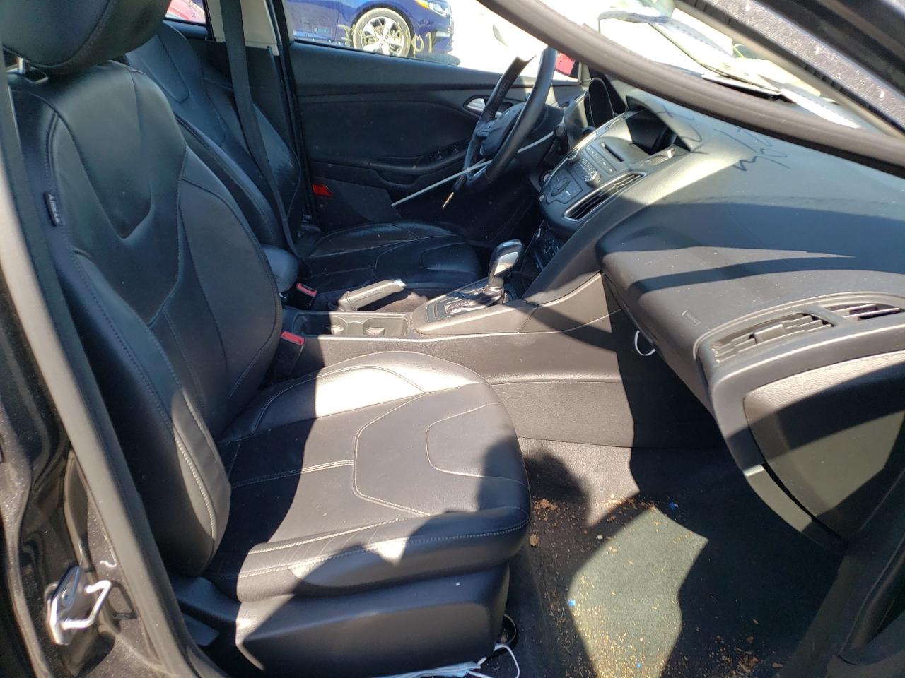 Photo 5 from auction – 2015 FORD FOCUS SE with VIN 1FADP3F2XFL252228