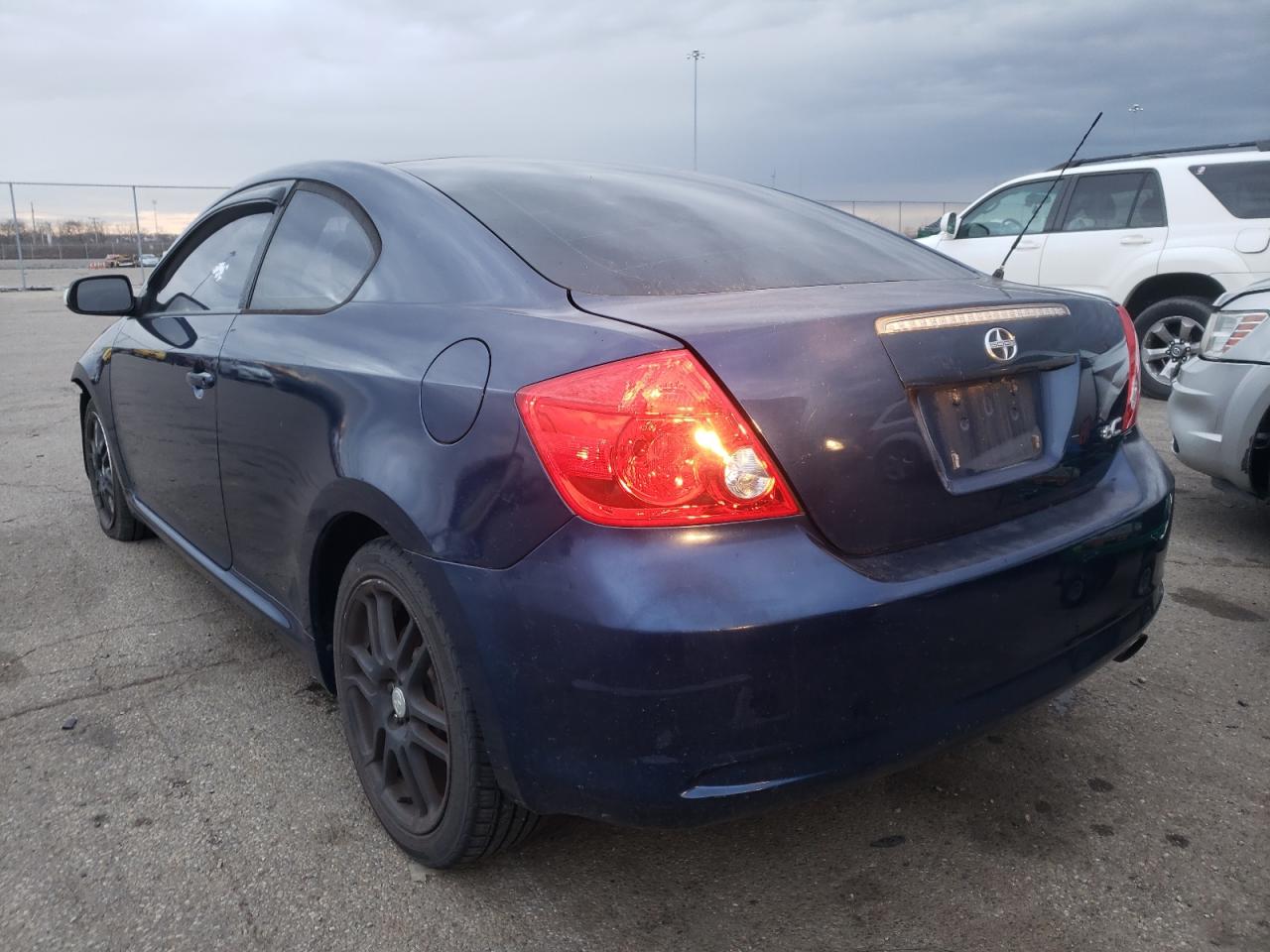 Photo 3 from auction – 2005 TOYOTA SCION TC with VIN JTKDE167450049506