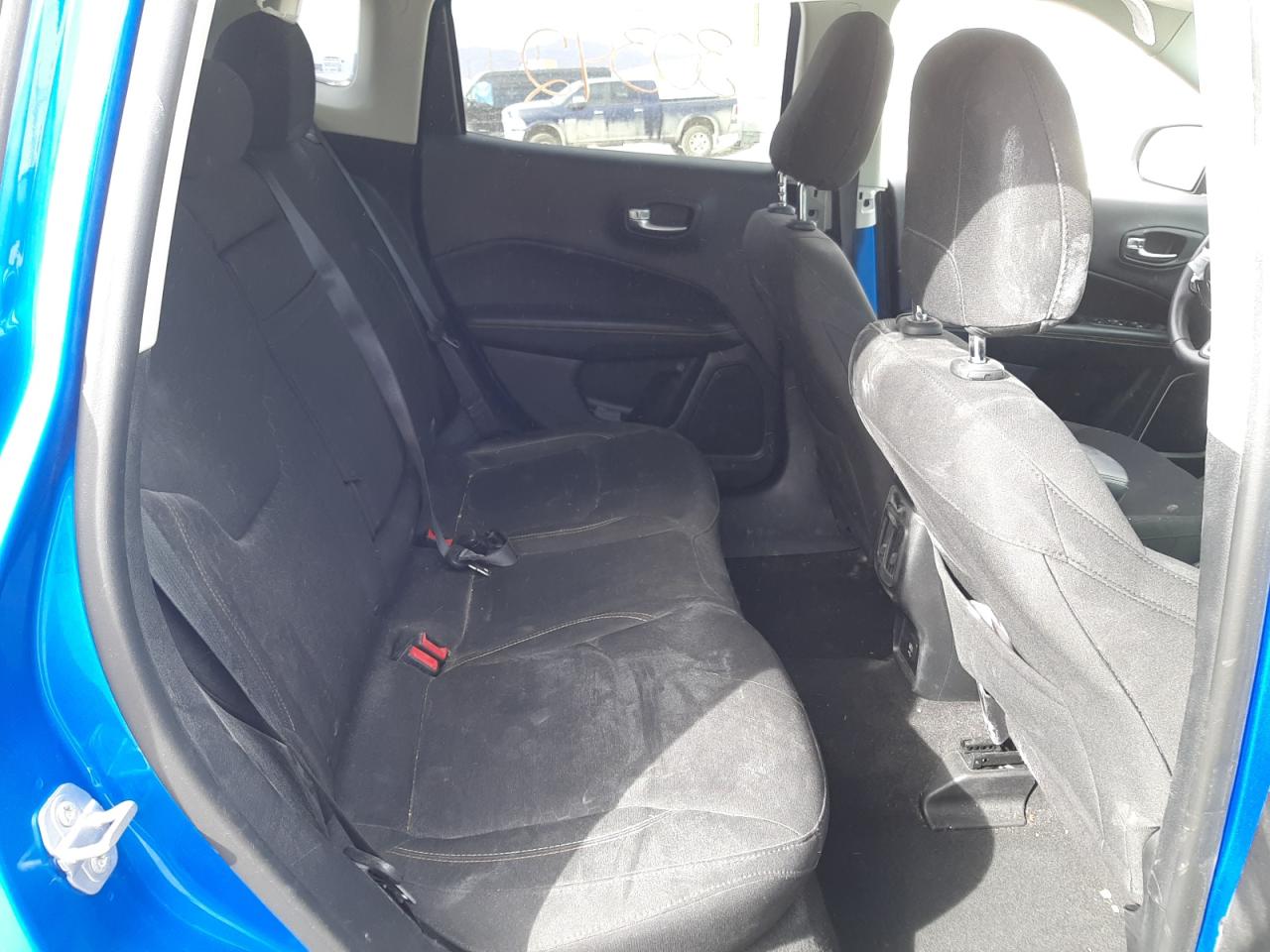 Photo 6 from auction – 2018 JEEP COMPASS SP with VIN 3C4NJCAB8JT212878