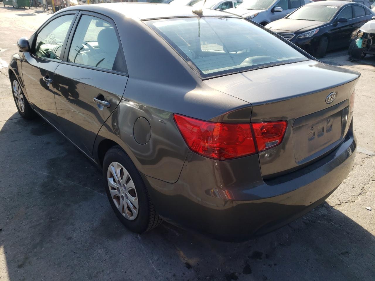 Photo 3 from auction – 2012 KIA FORTE EX with VIN KNAFU4A29C5503892