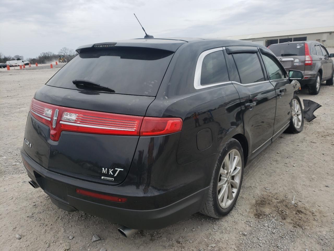 Photo 4 from auction – 2010 LINCOLN MKT with VIN 2LMHJ5AT5ABJ22729