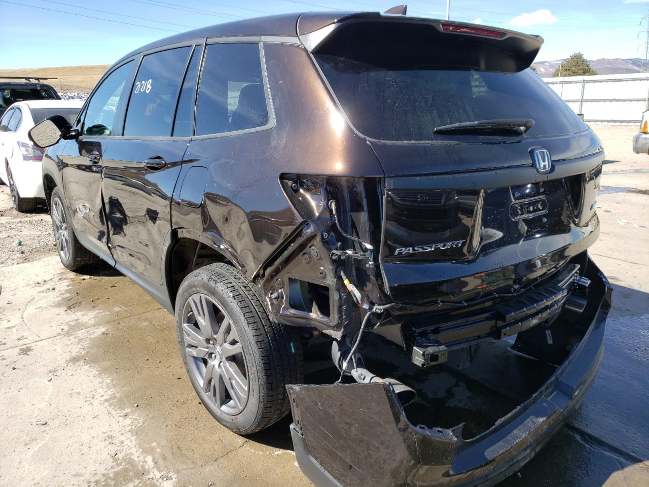 Photo 3 from auction – 2020 HONDA PASSPORT E with VIN 5FNYF8H53LB016795