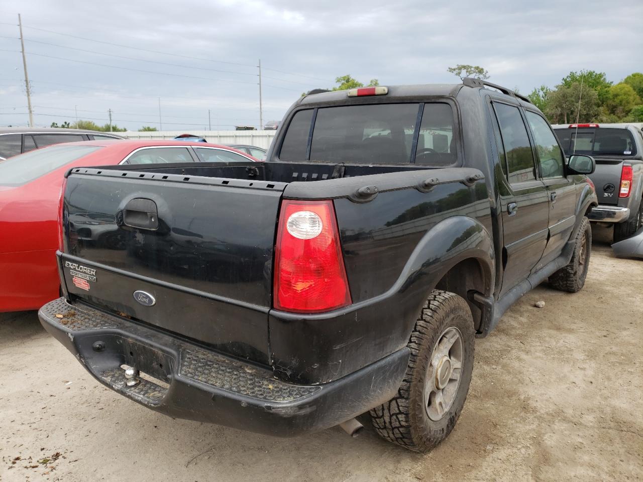 Photo 4 from auction – 2003 FORD EXPLORER S with VIN 1FMZU77E13UC21525