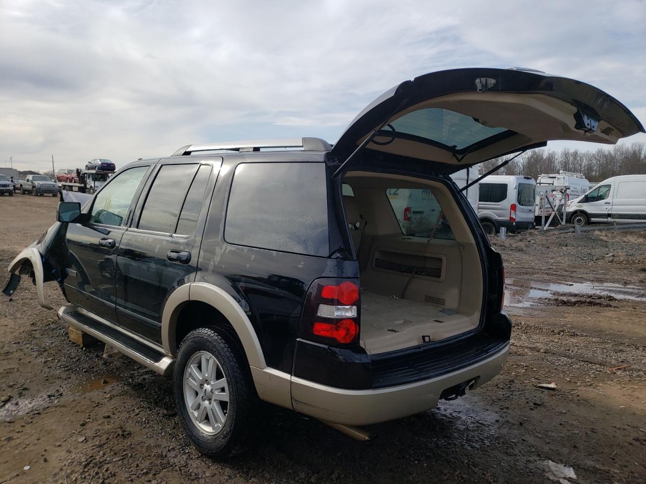 Photo 3 from auction – 2006 FORD EXPLORER E with VIN 1FMEU74E26UA99409