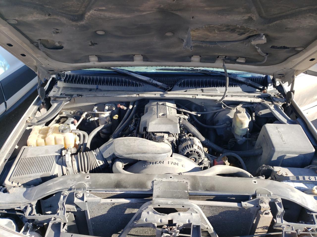 Photo 7 from auction – 2000 CHEVROLET SILVERADO with VIN 1GCEC19T5YZ156784