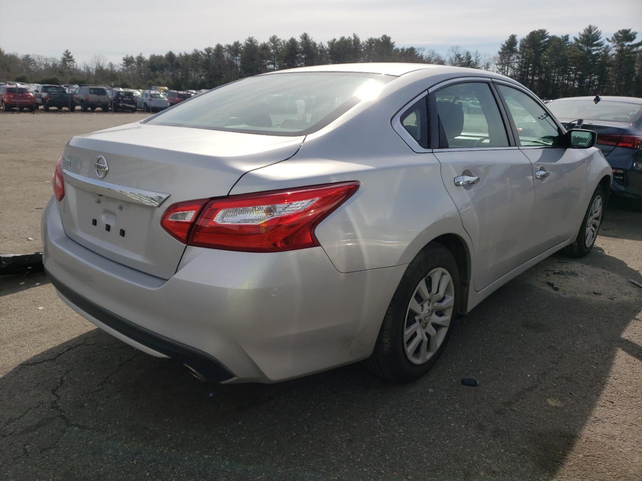 Photo 4 from auction – 2016 NISSAN ALTIMA 2.5 with VIN 1N4AL3AP8GC155984