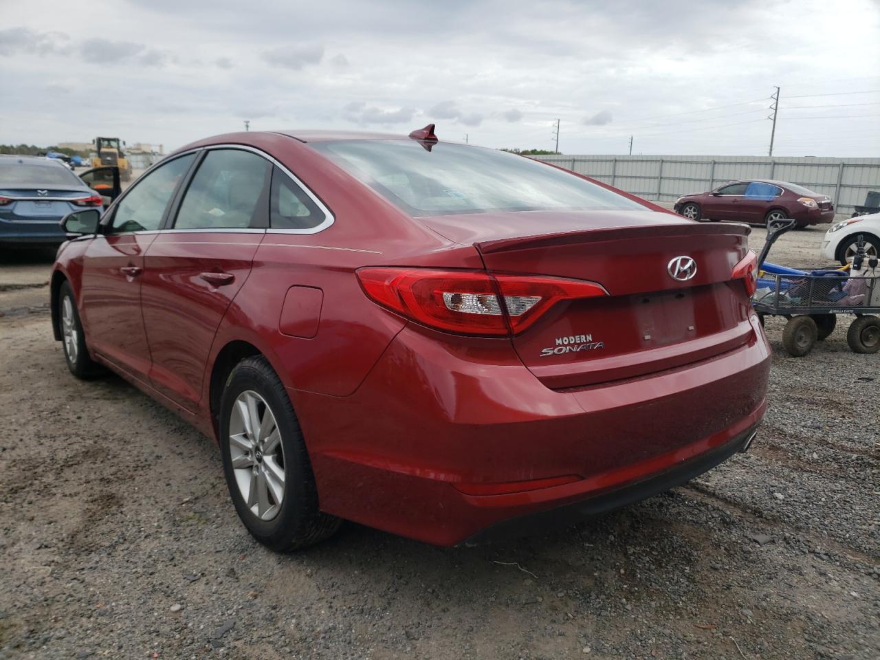 Photo 3 from auction – 2015 HYUNDAI SONATA SE with VIN 5NPE24AF0FH087629