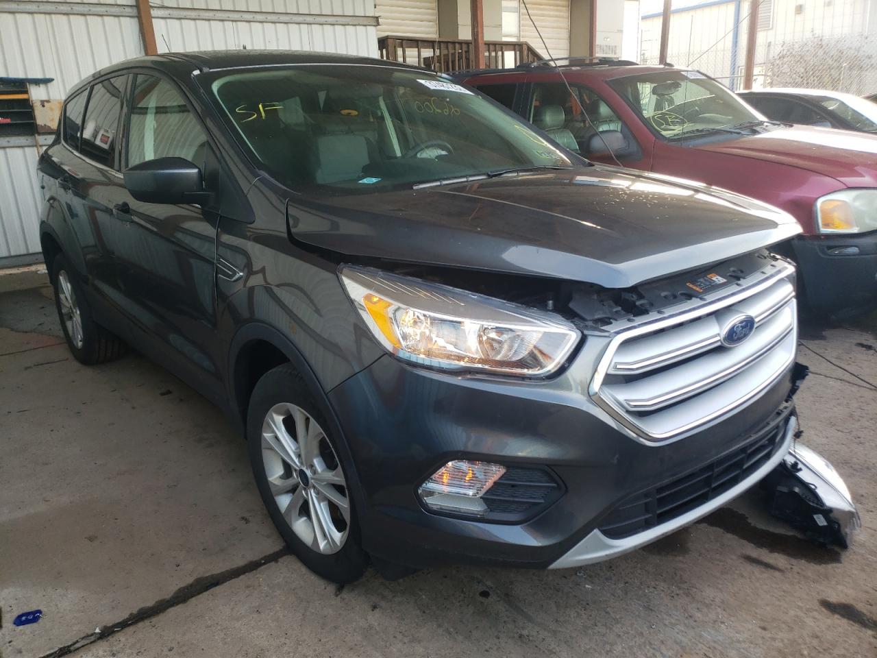 Photo 1 from auction – 2019 FORD ESCAPE SE with VIN 1FMCU9GD1KUA66918