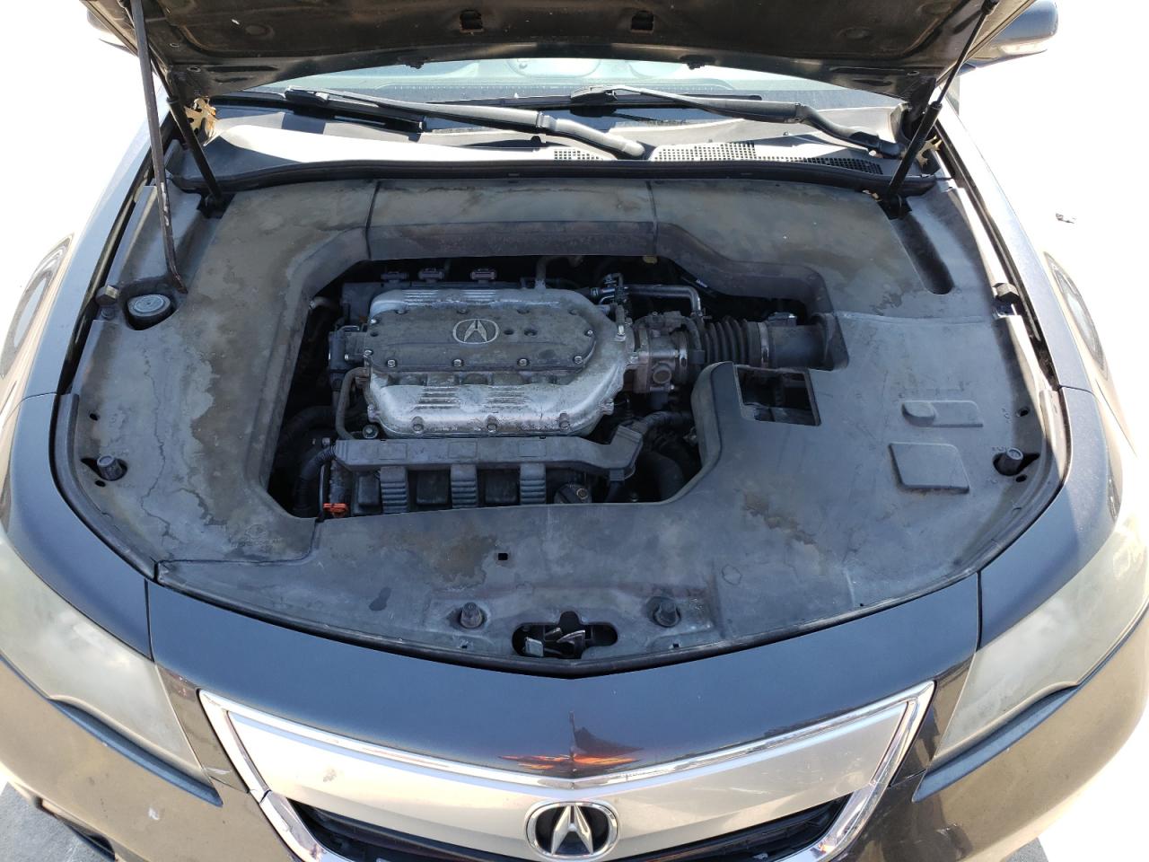 Photo 7 from auction – 2012 ACURA TL with VIN 19UUA8F25CA025692