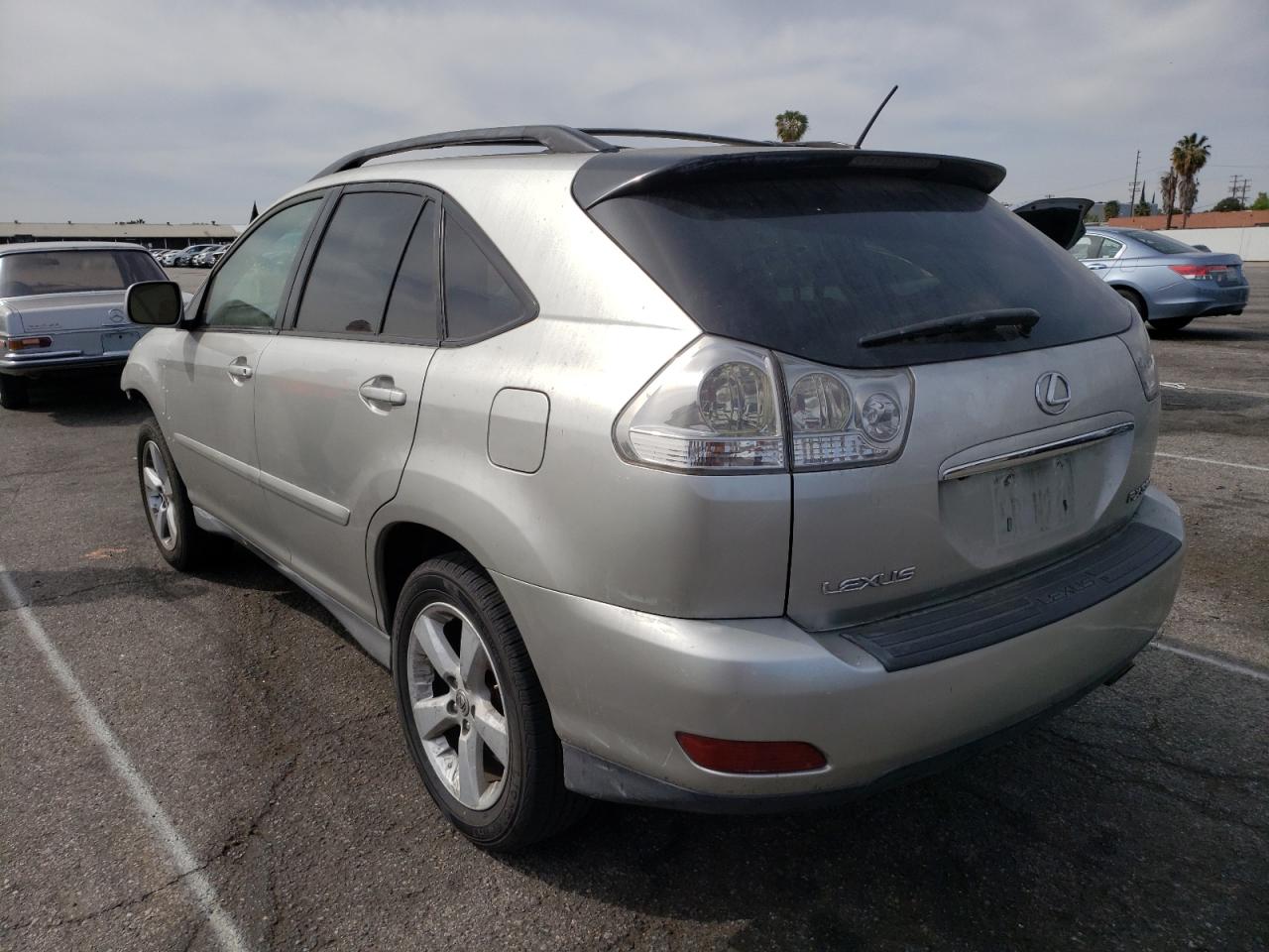 Photo 3 from auction – 2006 LEXUS RX 330 with VIN 2T2GA31U46C043300