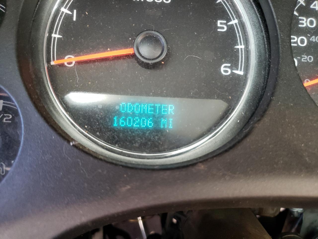 Photo 8 from auction – 2011 GMC YUKON SLE with VIN 1GKS2AE0XBR106041
