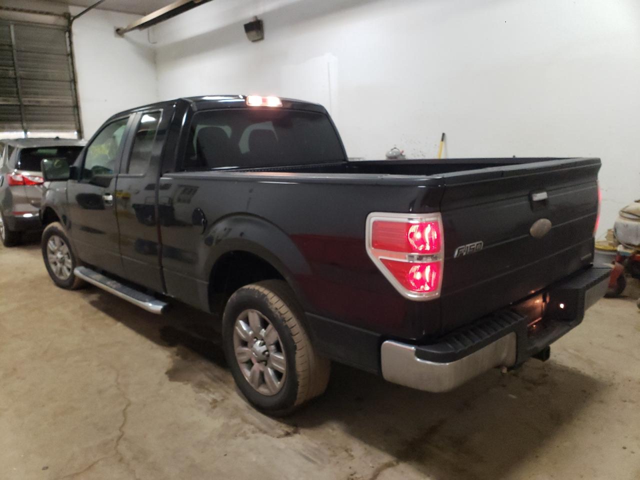 Photo 3 from auction – 2011 FORD F150 SUPER with VIN 1FTEX1CM0BFB22637
