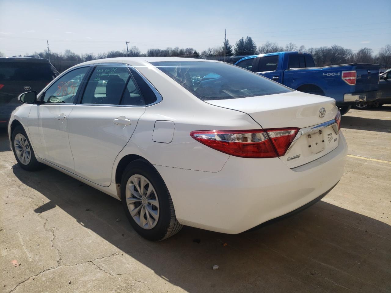 Photo 3 from auction – 2017 TOYOTA CAMRY LE with VIN 4T1BF1FKXHU359541