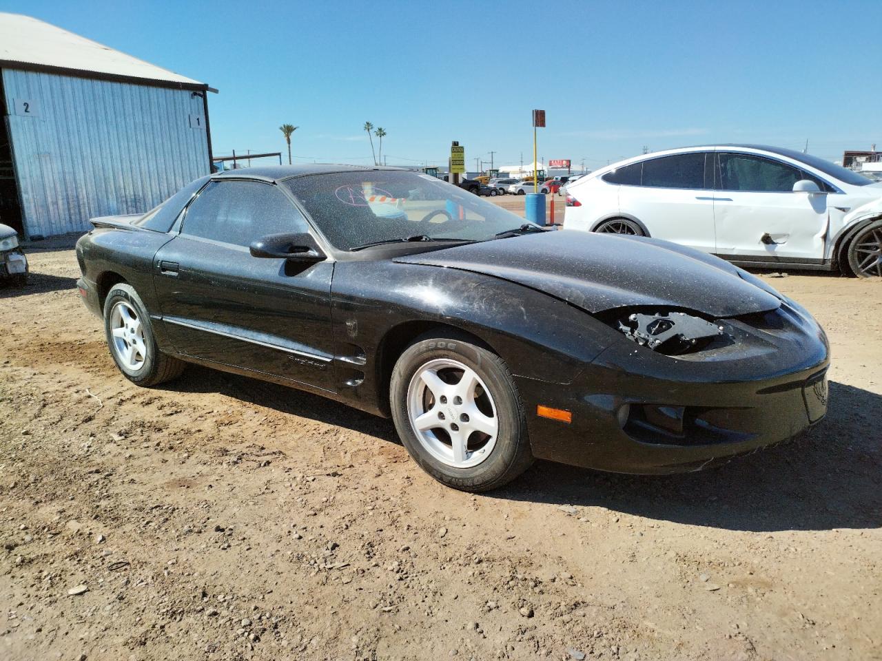 PONTIAC FIREBIRD 2000 with VIN 2G2FS22K4Y2153154 - Photo from auction