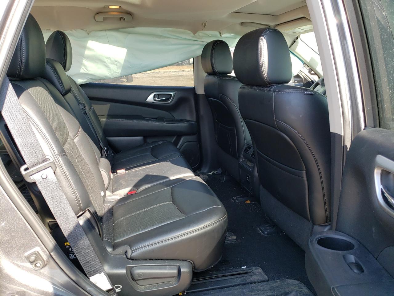 Photo 6 from auction – 2017 NISSAN PATHFINDER with VIN 5N1DR2MM4HC670530