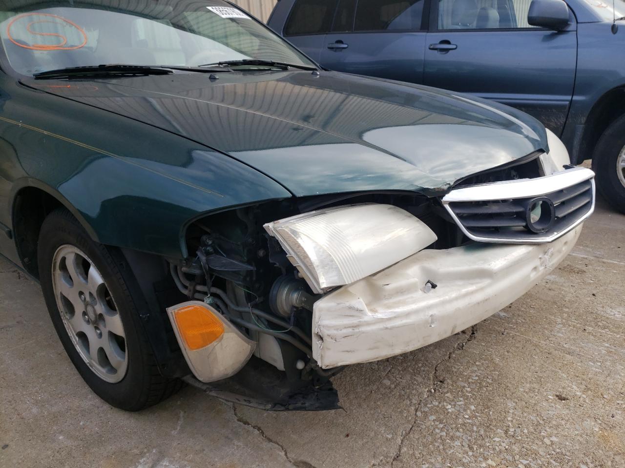 Photo 9 from auction – 2001 MAZDA 626 ES with VIN 1YVGF22C315250962