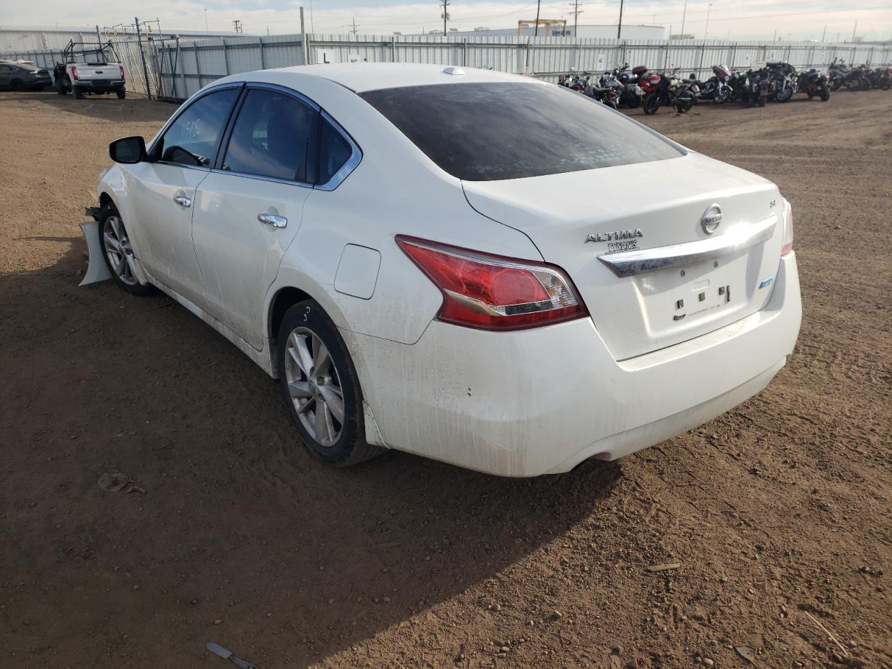 Photo 3 from auction – 2013 NISSAN ALTIMA 2.5 with VIN 1N4AL3AP4DN571739