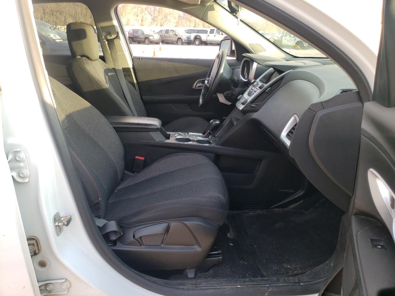 Photo 5 from auction – 2016 CHEVROLET EQUINOX LT with VIN 1GNALCEK1GZ103402