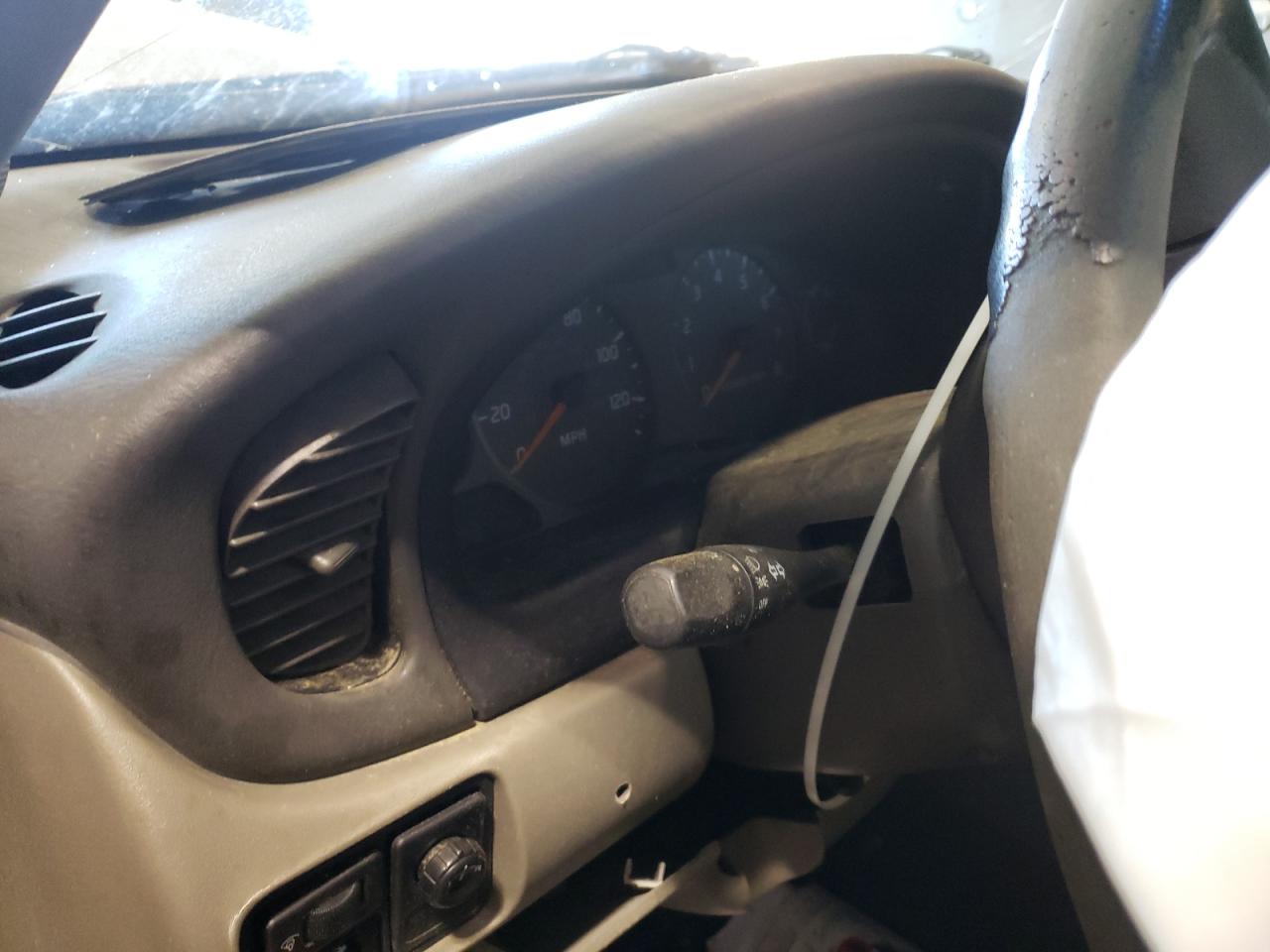 Photo 8 from auction – 2003 NISSAN SENTRA XE with VIN 3N1CB51D33L787848