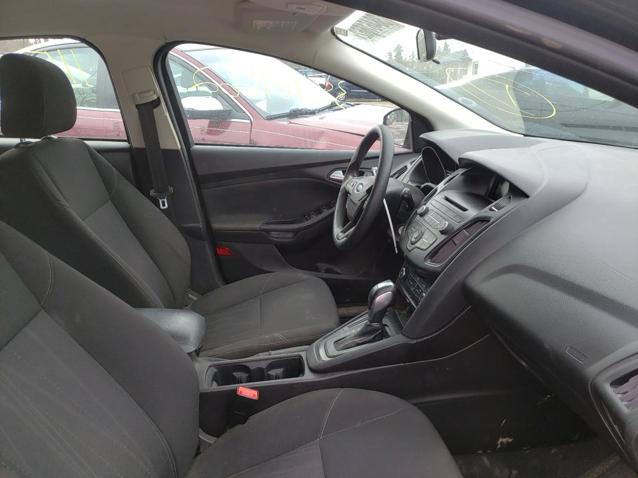 Photo 5 from auction – 2015 FORD FOCUS SE with VIN 1FADP3K28FL226281