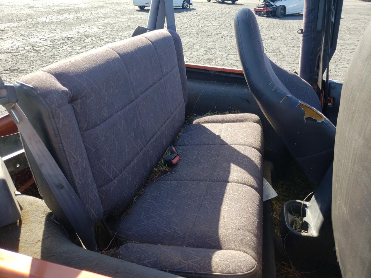 Photo 6 from auction – 2001 JEEP WRANGLER / with VIN 1J4FA49S91P369560