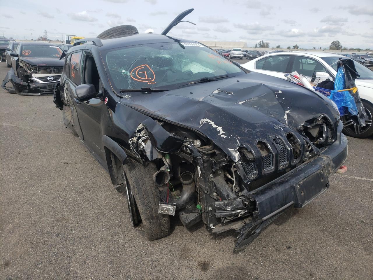 JEEP CHEROKEE T 2017 with VIN 1C4PJMBS9HD217486 - Photo from auction