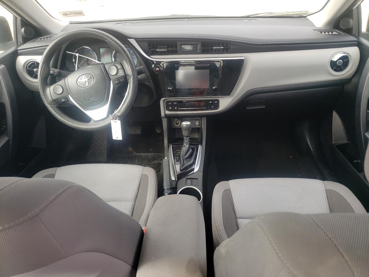 Photo 9 from auction – 2018 TOYOTA COROLLA L with VIN 5YFBURHE6JP855312