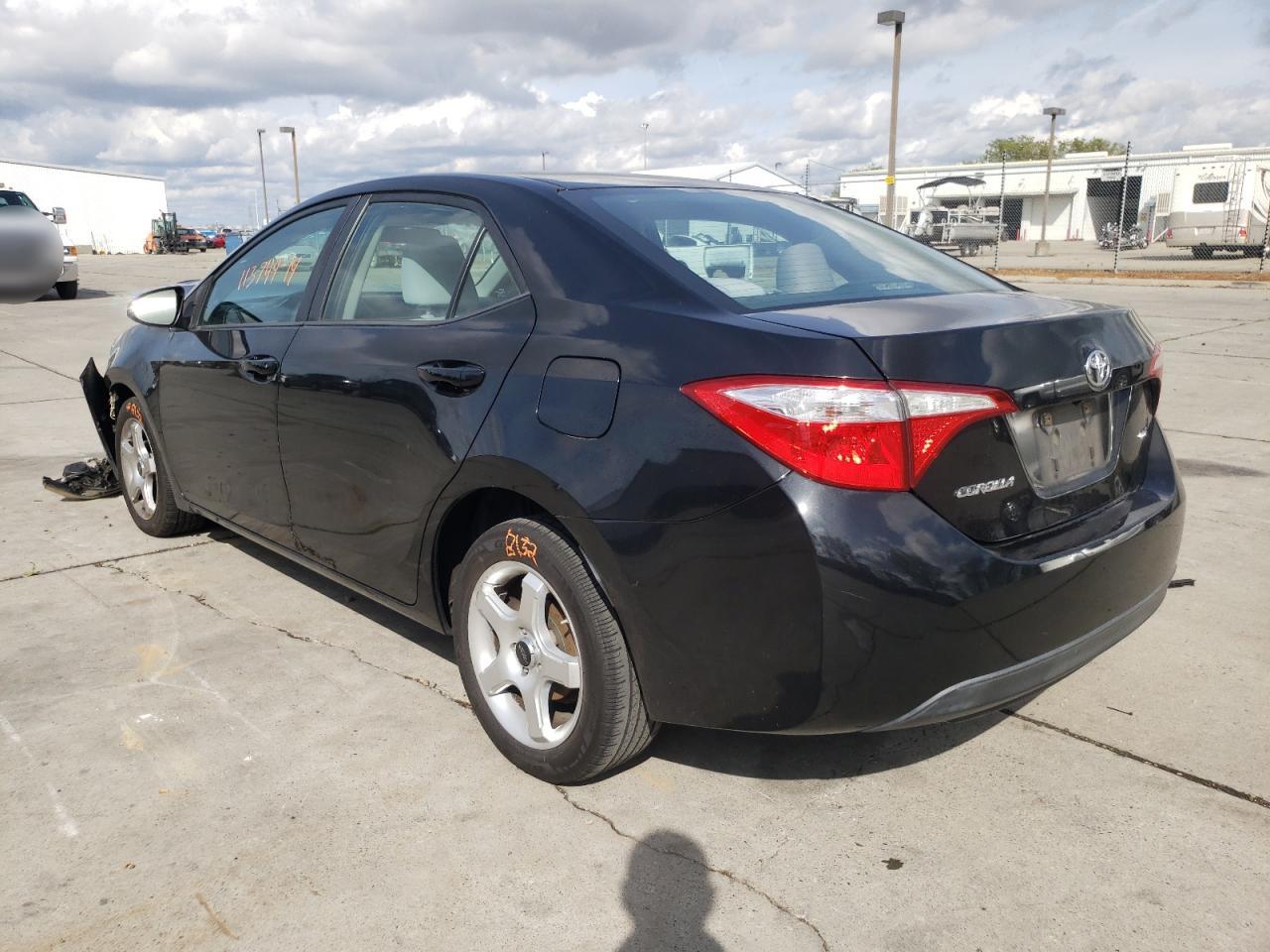 Photo 3 from auction – 2014 TOYOTA COROLLA L with VIN 5YFBURHE8EP049039