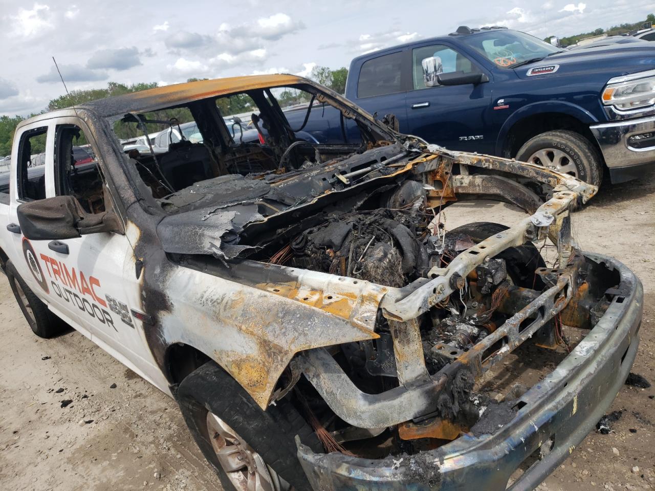 Photo 9 from auction – 2019 RAM 1500 CLASS with VIN 1C6RR6KM6KS723026
