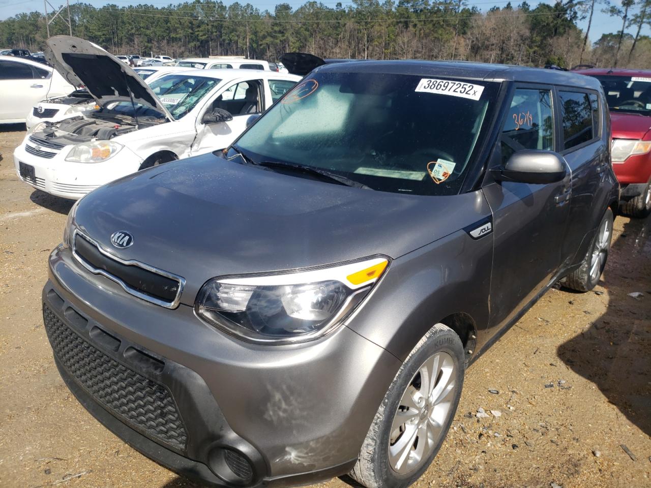 Photo 2 from auction – 2016 KIA SOUL with VIN KNDJN2A27G7379047