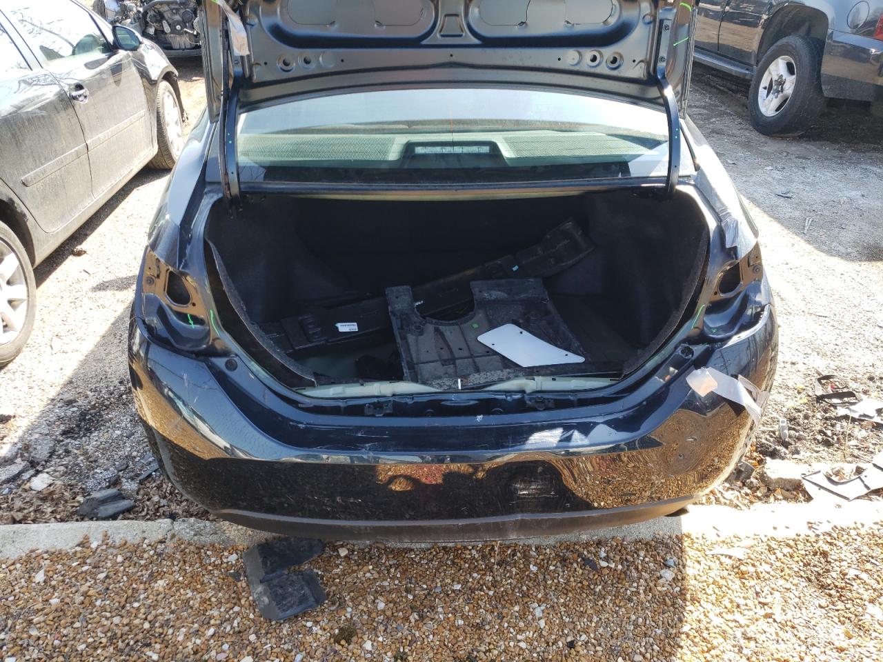 Photo 9 from auction – 2019 TOYOTA COROLLA L with VIN 2T1BURHE7KC187599