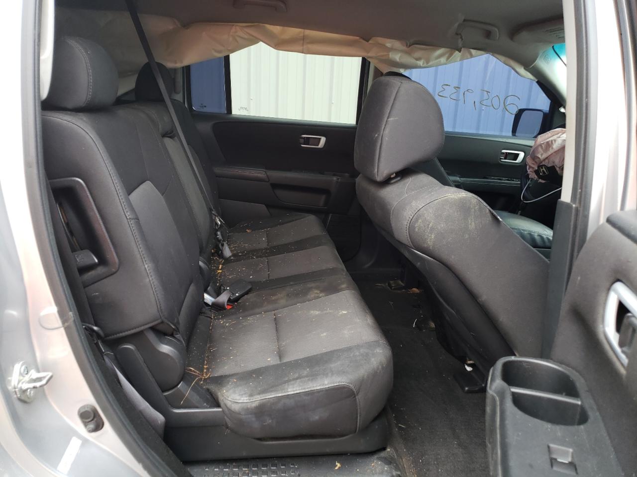 Photo 6 from auction – 2010 HONDA PILOT EX with VIN 5FNYF3H48AB008652