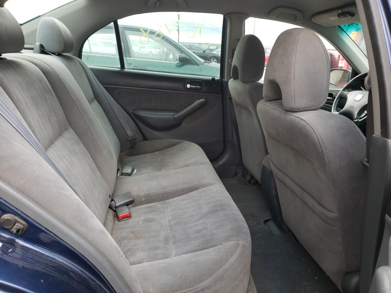 Photo 6 from auction – 2004 HONDA CIVIC LX with VIN 2HGES16564H536530