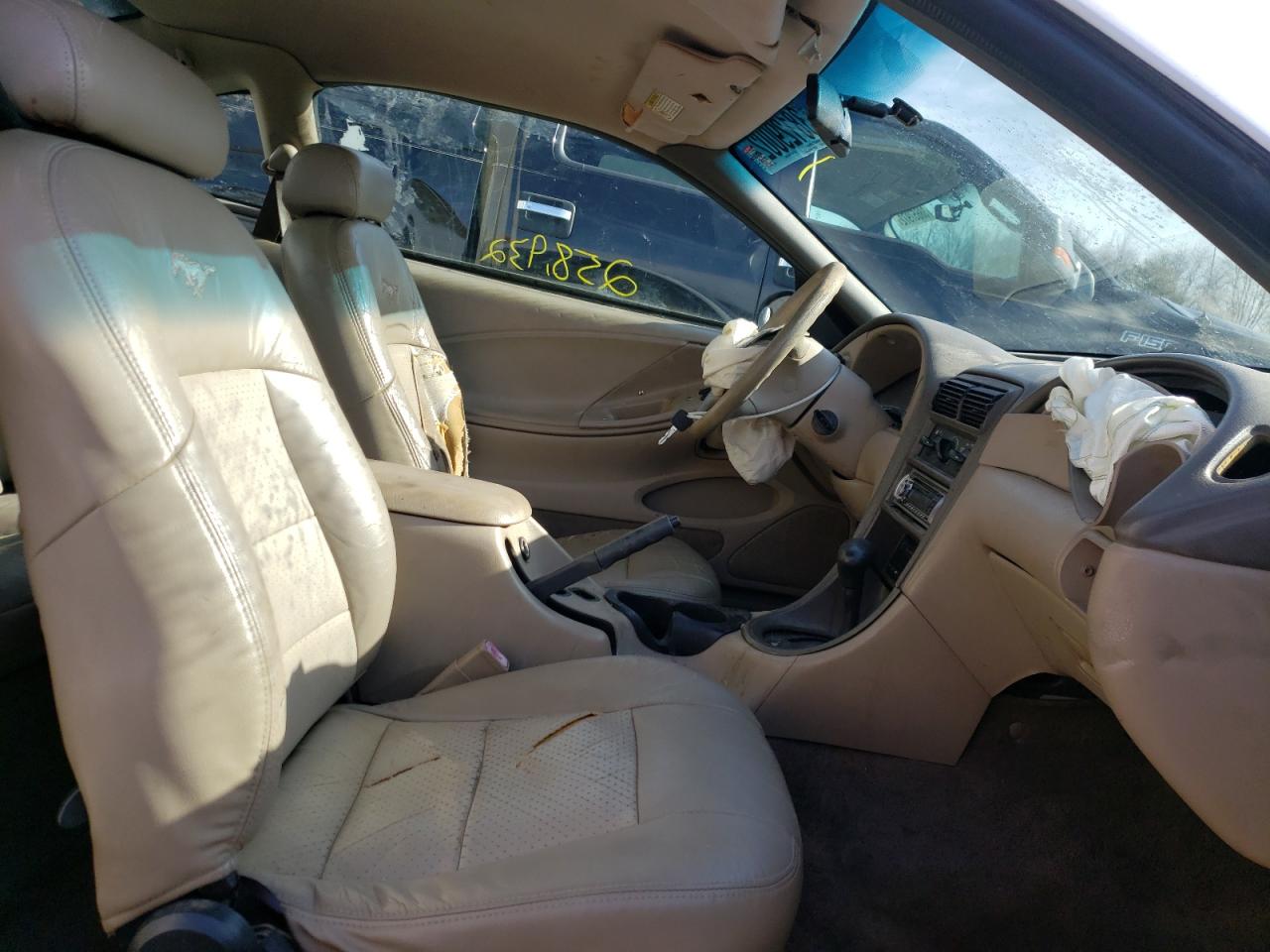 Photo 5 from auction – 2000 FORD MUSTANG with VIN 1FAFP4046YF161273