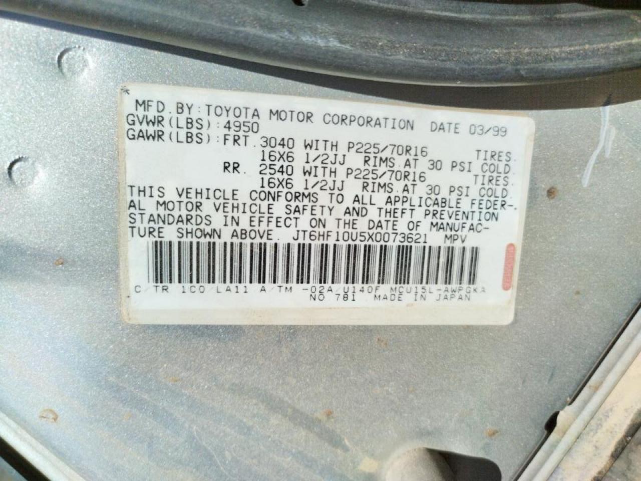 Photo 10 from auction – 1999 LEXUS RX 300 with VIN JT6HF10U5X0073621