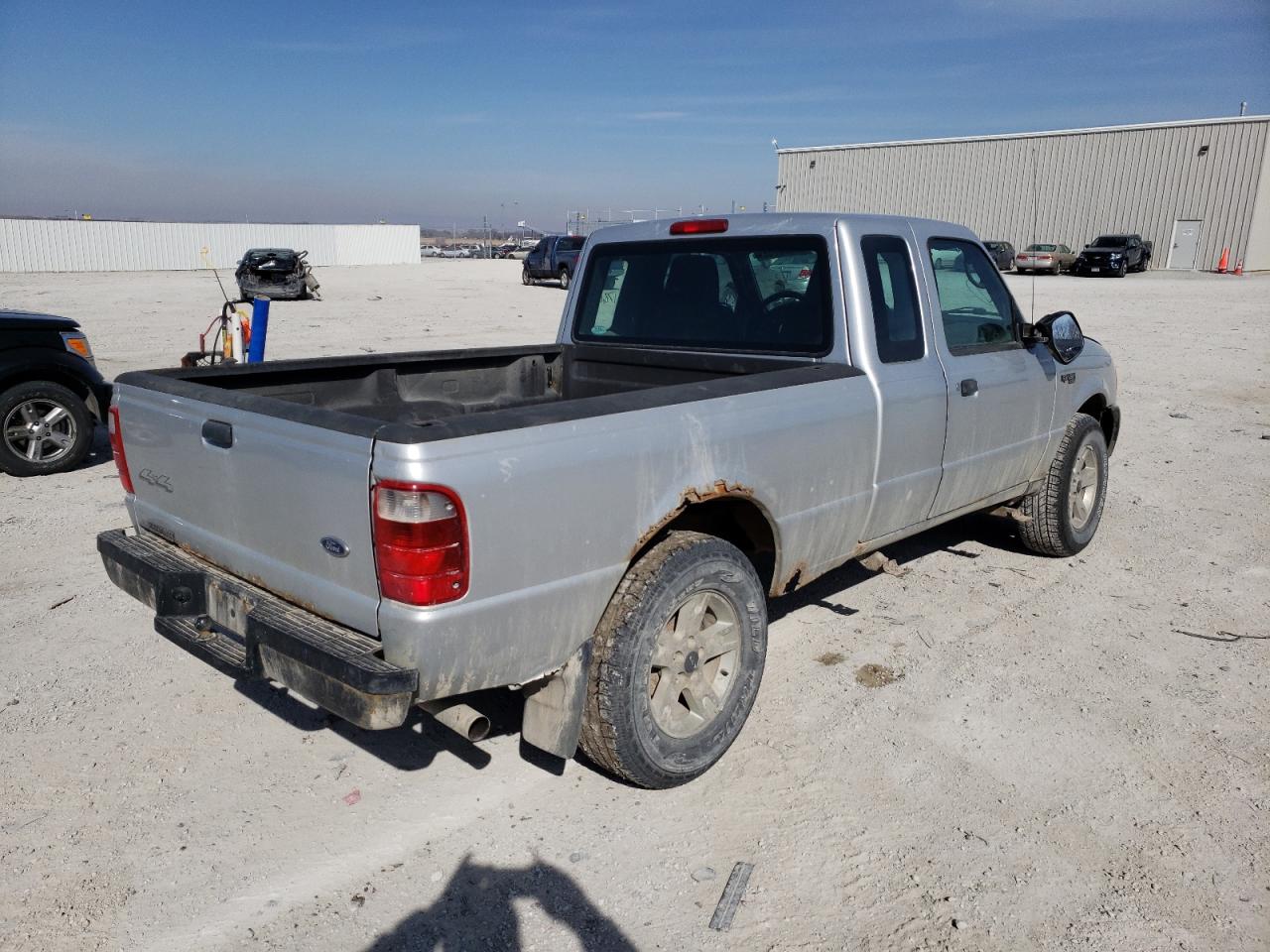 Photo 4 from auction – 2005 FORD RANGER SUP with VIN 1FTZR45E05PA45950