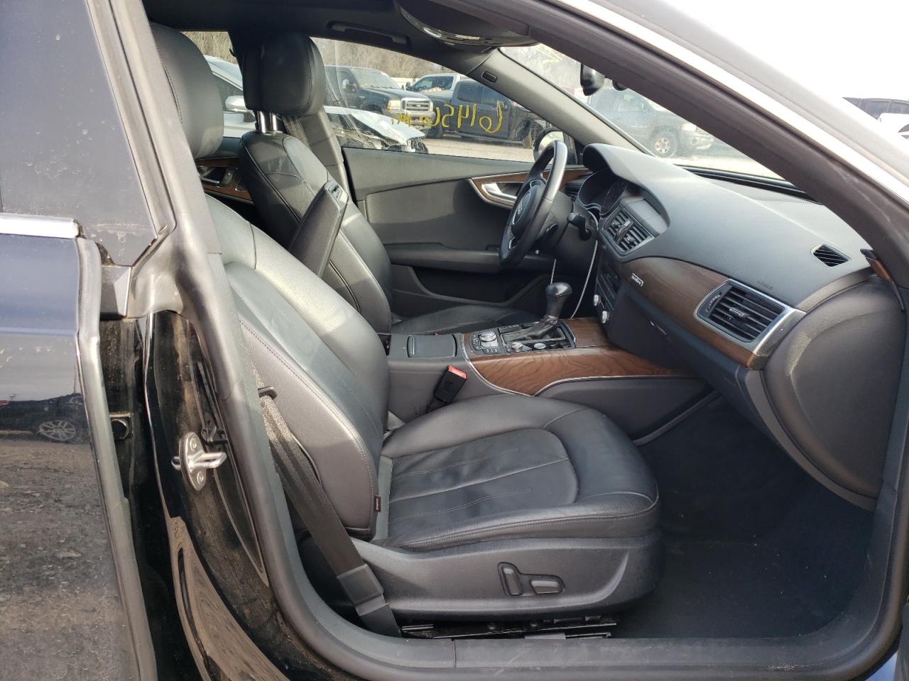 Photo 5 from auction – 2015 AUDI A7 PREMIUM with VIN WAUWGAFC2FN003276