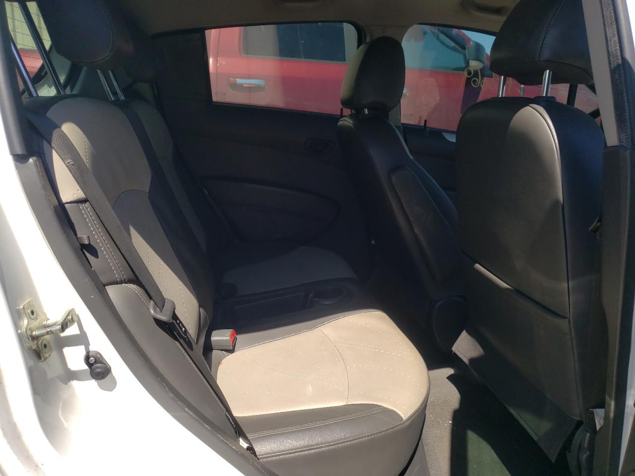 Photo 6 from auction – 2013 CHEVROLET SPARK 2LT with VIN KL8CF6S95DC586248