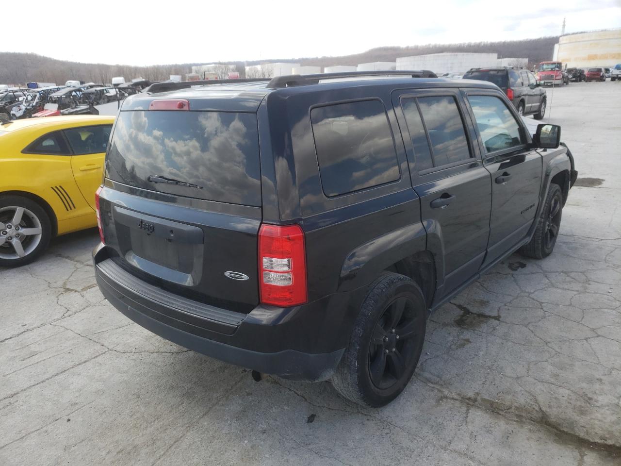 Photo 4 from auction – 2014 JEEP PATRIOT SP with VIN 1C4NJPBA0ED717872