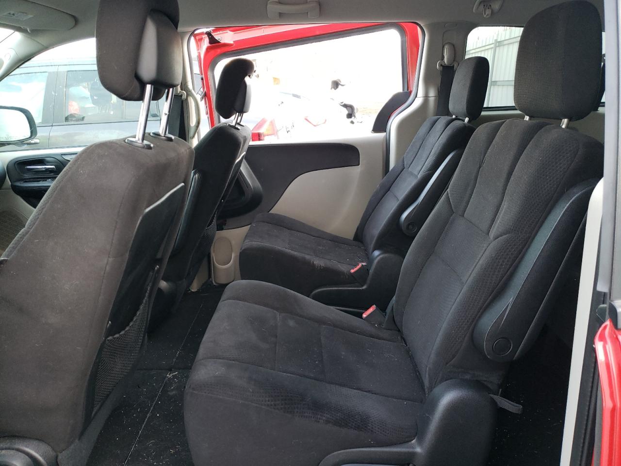 Photo 6 from auction – 2012 DODGE GRAND CARA with VIN 2C4RDGBG4CR249166
