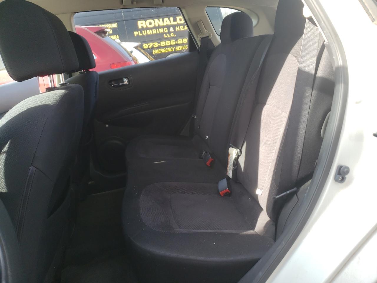 Photo 6 from auction – 2012 NISSAN ROGUE S with VIN JN8AS5MV9CW357474
