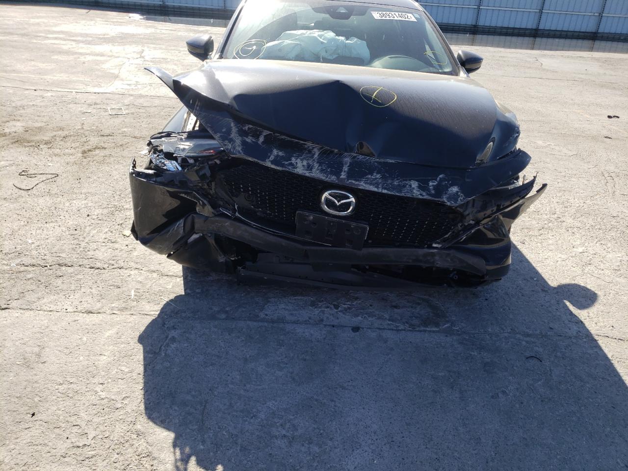 Фото 9 с аукциона – 2020 MAZDA 3 с VIN JM1BPBLMXL1158214