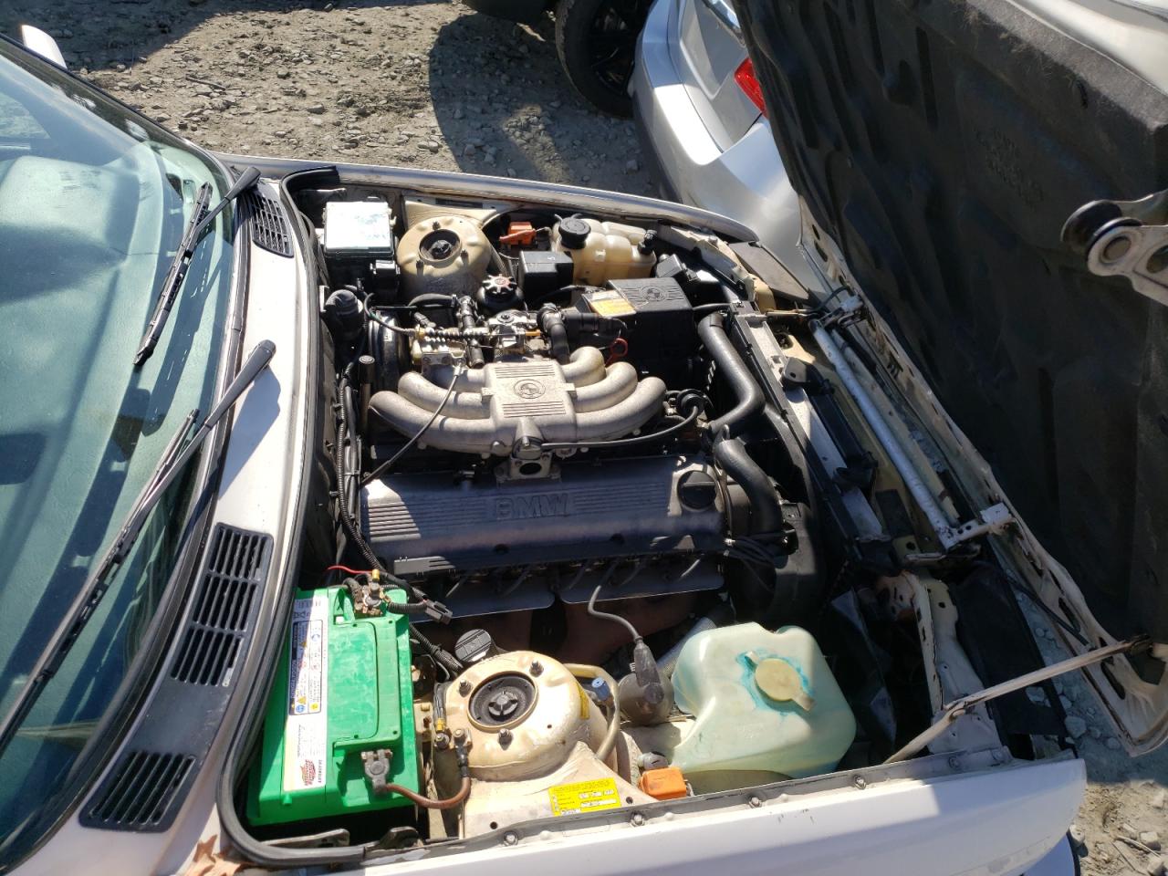 Photo 7 from auction – 1992 BMW 325 IC AUT with VIN WBABB2315NEC29898